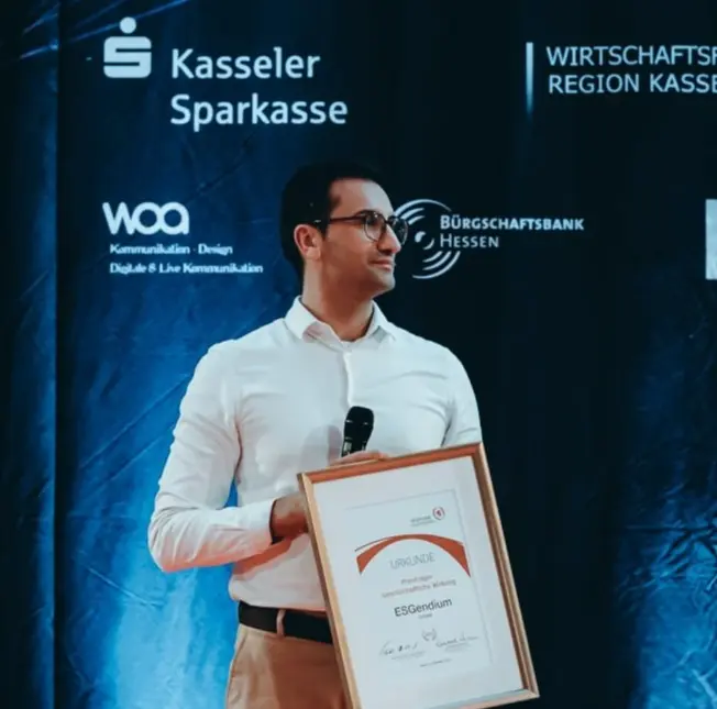 Wali Manan, Gründer und Geschäftsführer von NewVeo